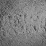 Click para ampliar. Piedra Escrita 10 - Inscripción con luz rasante